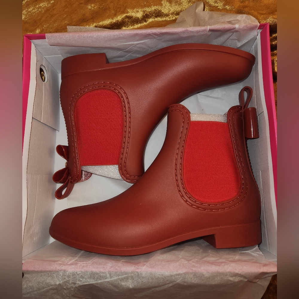 Catherine Malandrino Briellie Bow Chelsea Rain Boots Red Booties Size 39 Eur - Picture 8 of 13
